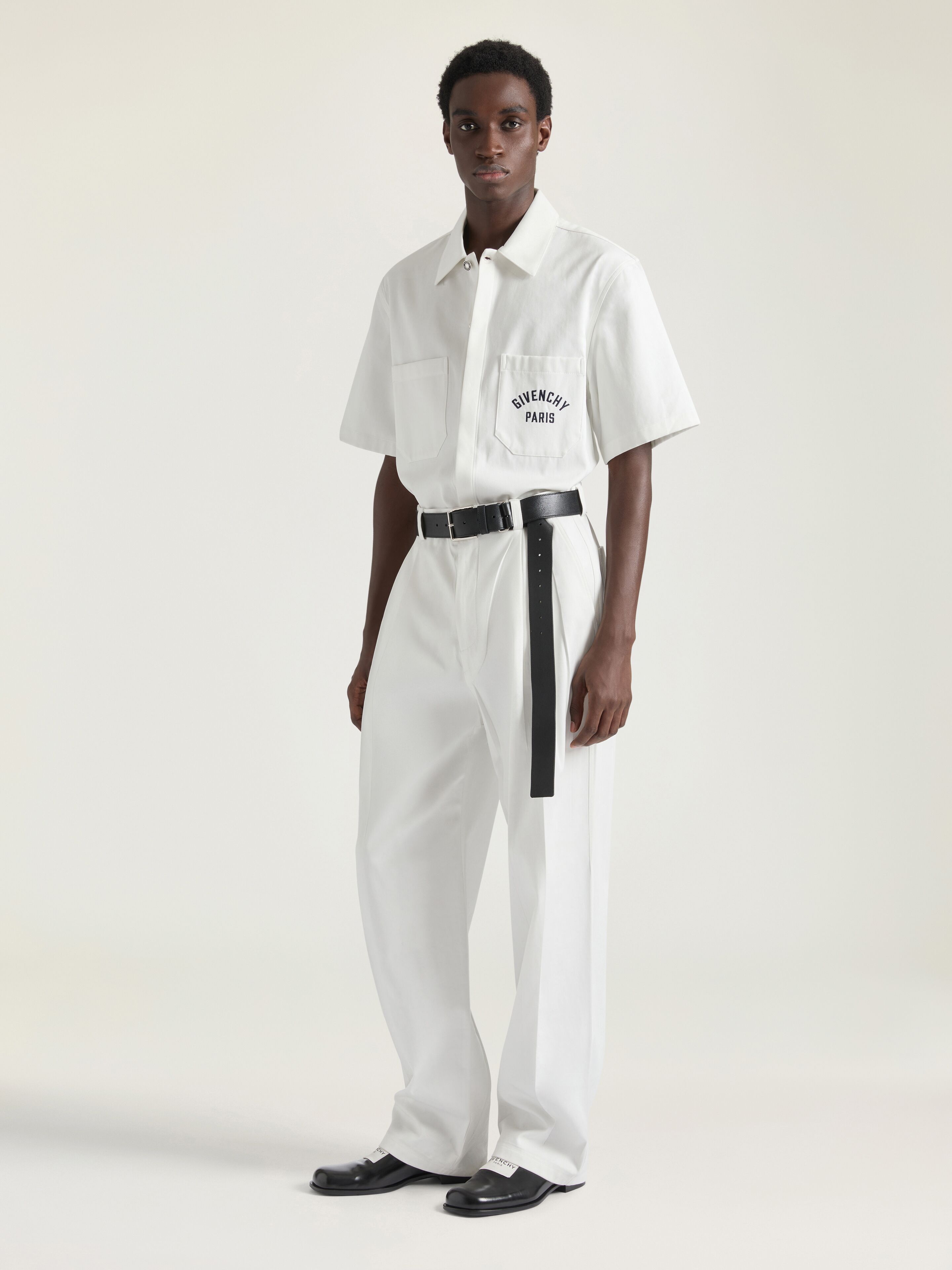 Shirt in cotton twill with GIVENCHY Paris patch pocket